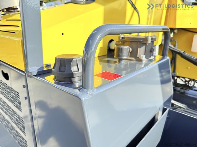 Vierwegvorkheftruck Combilift C5000XL GAS TRIPLEX 6000 EXTENDABLE FORK