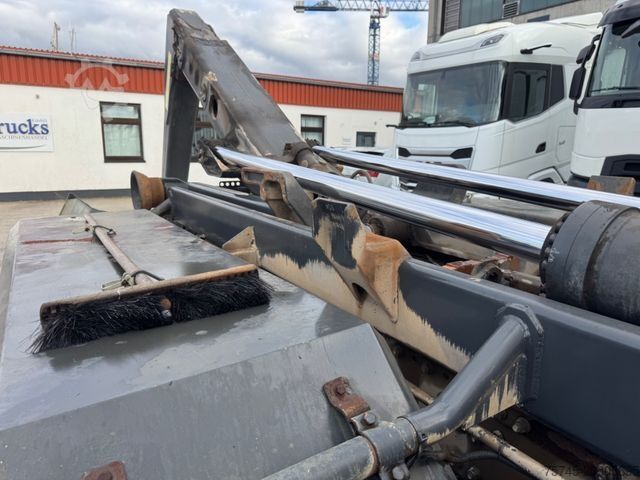 Kampós konténerszállító teherautó MERCEDES-BENZ ATEGO 2628 * 6 x 4*LIFTACHSE*KLIMA*WINTER/SCHILD