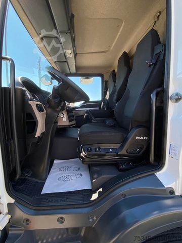 Camion cu platformă MAN TGM 15.290 /BL/Pritsche 7,25m/AHK/Nur 29 tkm