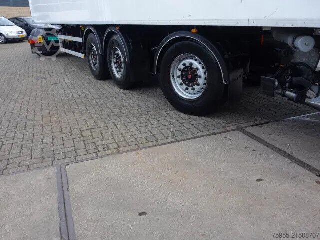 Transportasi berpendingin/beku VEDECAR 