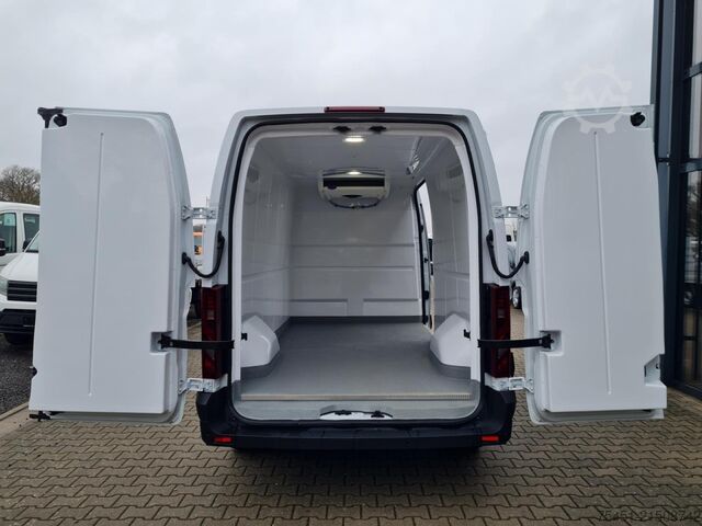 Izotermiczny van chłodnia Renault Master 35 Kühlkasten dCi 130 L3H2 Carrier City max