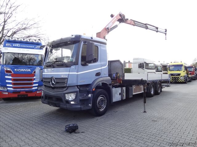 Xe tải sàn phẳng Mercedes-Benz Actros 2533 6X2 HMF 1820 Langmaterial
