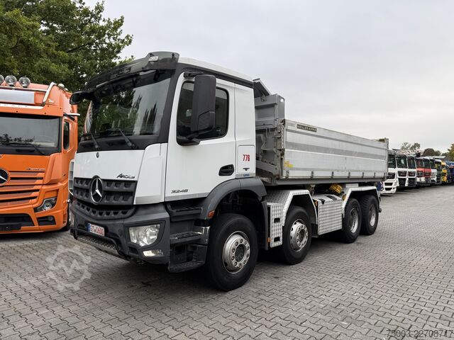 Xe ben ba chiều Mercedes-Benz Arocs 3246K 8X4 Meiller