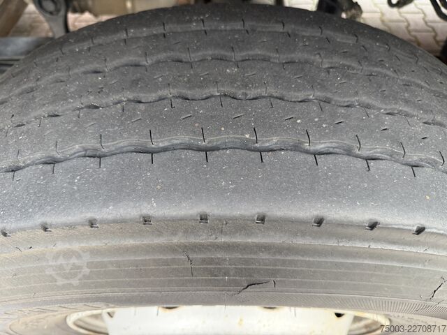 Xe ben ba chiều Mercedes-Benz Arocs 3246K 8X4 Meiller