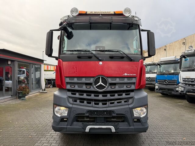 Xe tải hạng nặng Mercedes-Benz Arocs 2642 LS 6X4