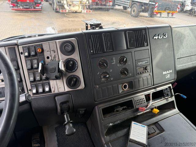 Kipper LKW MAN TGS 26.400 6x2 Kipper + Kran LogLift F105Z77A