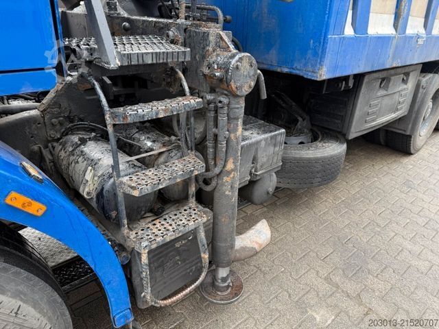 Kipper LKW MAN TGS 26.400 6x2 Kipper + Kran LogLift F105Z77A