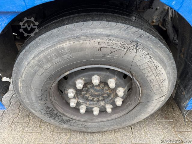 Lori pembuangan MAN TGS 26.400 6x2 Kipper + Kran LogLift F105Z77A