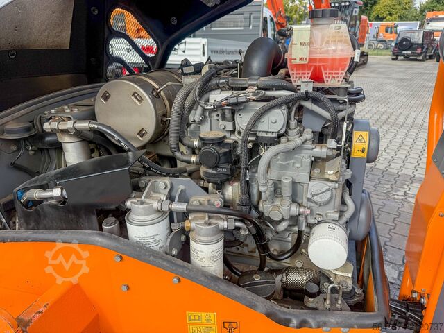 Rodillo combinado hamm HD12 i VT 24 kW Kantenschneiderad