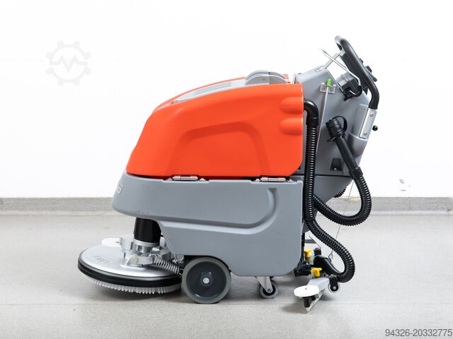 Hako Scrubmaster B30 TB430 NEUE BATTERIE Hako Scrubmaster B30 TB430 - 2016y - 510mth