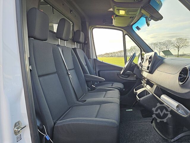 High-roof van MERCEDES-BENZ SPRINTER 314 L3H2 Maxi Automaat!