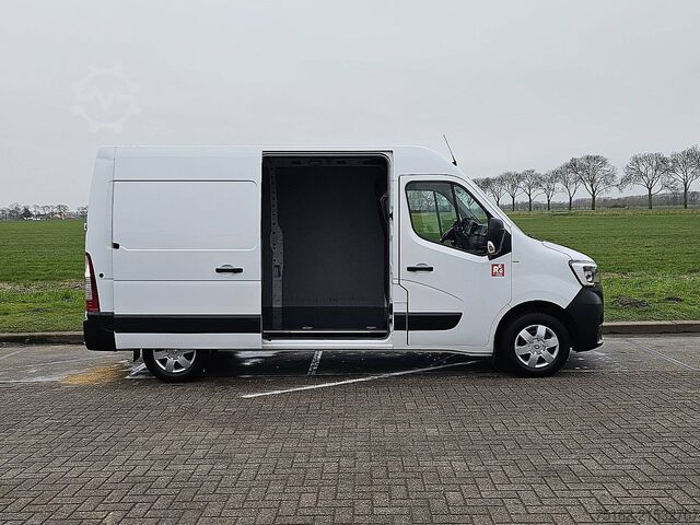 High-roof van RENAULT MASTER 2.3 DCI
