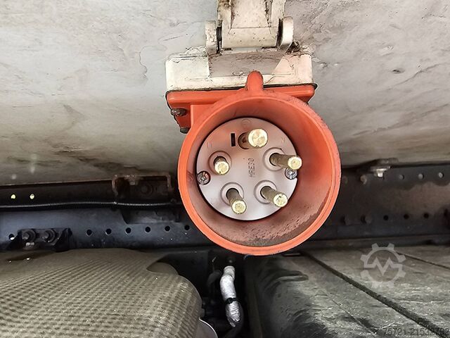 Рефрижераторная/морозильная транспортировка IVECO 75E18 EUROCARGO ATP