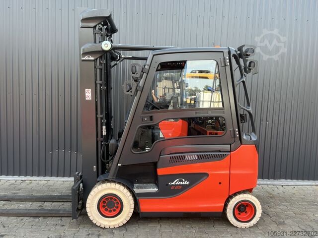 Chariot élévateur électrique à 4 roues Linde E25H-01/600