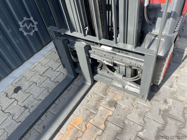 Chariot élévateur GPL Linde H16T-01