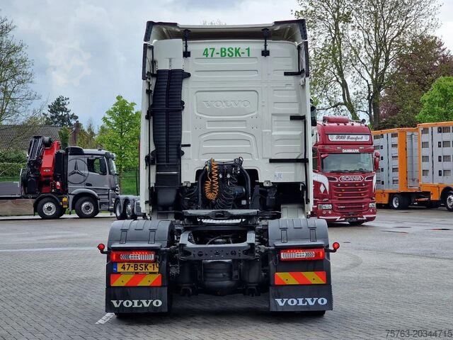 Standard-SZM Volvo FH 13.540 Globetrotter 4x2 - Custom exterior - ...