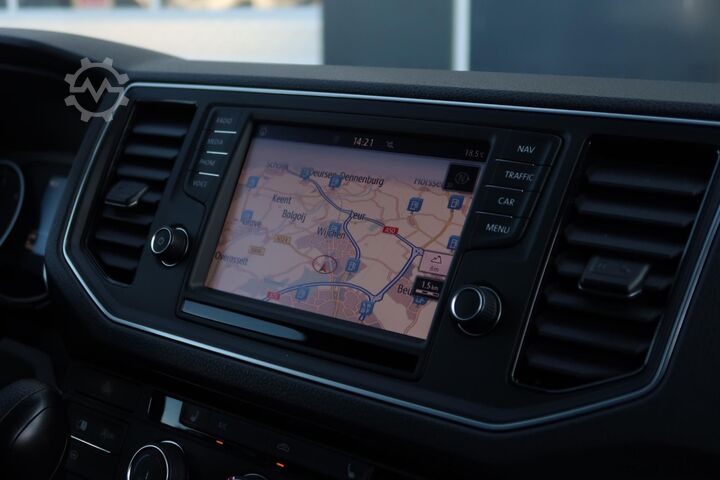 High-roof van Volkswagen Crafter 35 2.0 TDI L3H2 AUT/ LED/ CAMERA/ ACC/ ...