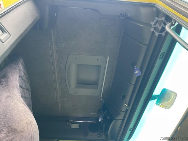 मानक SZM Renault Magnum 460 MANUAL bak, 2X FUEL TANK, EURO 5
