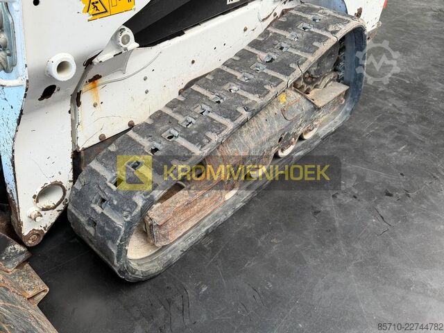 Guseničarski utovarivač Bobcat T 590