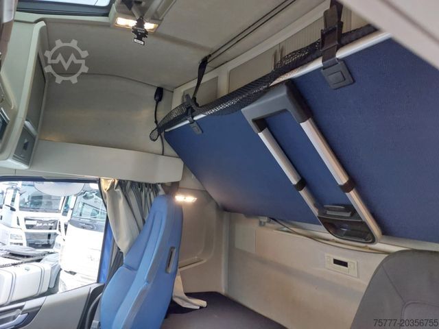د معیار ټراکټر واحد VOLVO FH460 Globetrotter-VEB+-I Shift-I Park Cool-MB