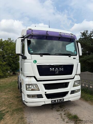 Tractor estándar MAN TGX 18.440