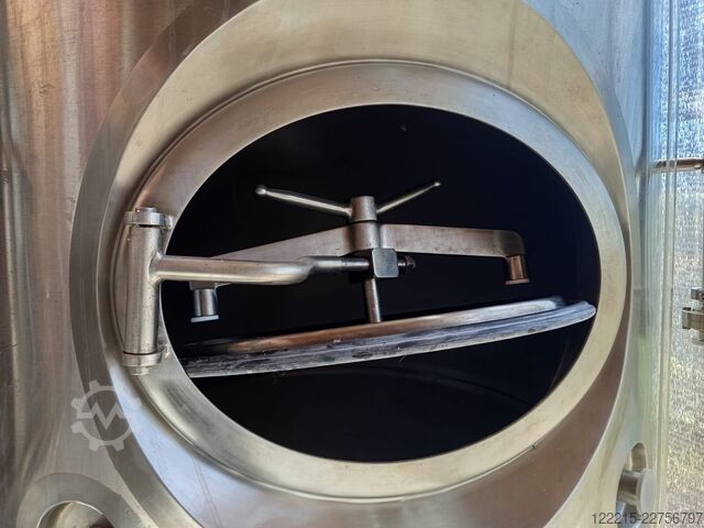 Shandong Tiantai 2x 1000 L, 1x 7 BBL (820 L) bodega de fermentación y almacenamiento (2019) Shandong Tiantai Gär- und Lagerkeller