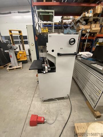 2002 Hang 114-00 Hang 114-00