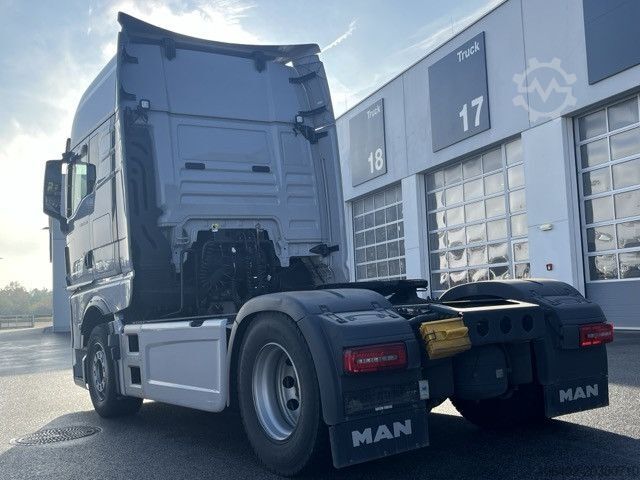 Standardowy ciągnik siodłowy MAN TGX 18.520 4x2 BL SA