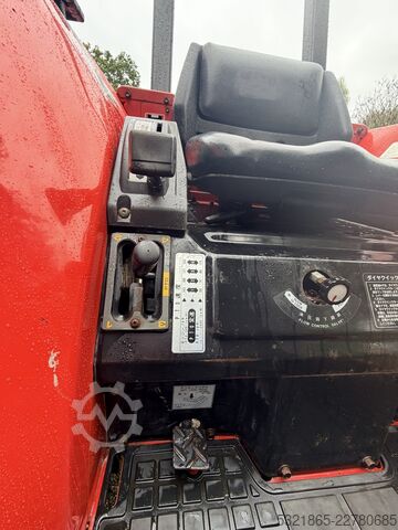 Traktor kompak Mitsubishi Mt 21