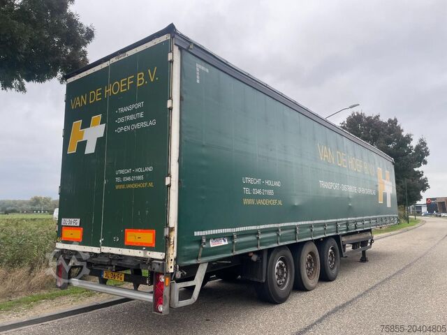 Schmitz SCS 24/L Tautliner / SAF Axles / Discbrakes / N...