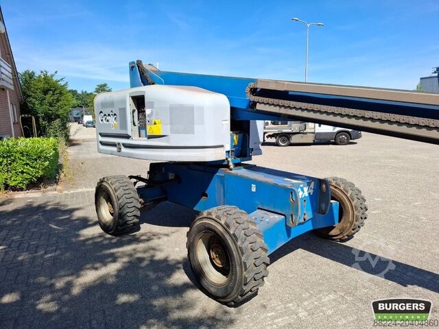 Aerial platform Genie S45