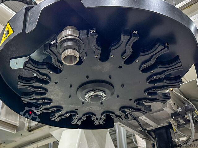 5-осевой обрабатывающий центр SCM ROUTECH FPR