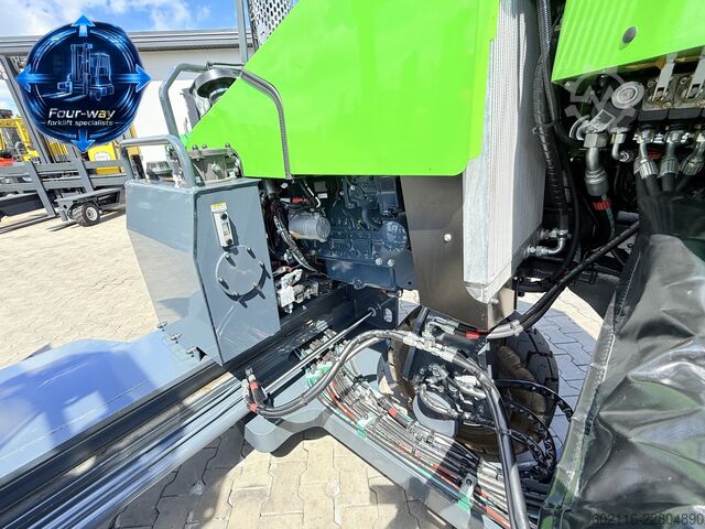 Carretilla retráctil de 4 vías Combilift C4500 GAS TRIPLEX 5952 WIDE POSITIONER