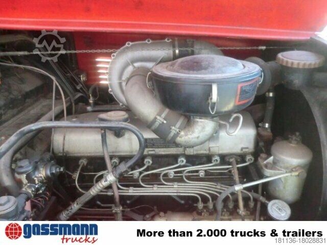 Tűzoltóautó Mercedes-Benz LAF 311 4x4 LF16, Feuerwehr