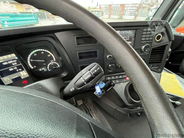 Pašizgāzējs kravas automašīna MERCEDES-BENZ Arocs 3242 8x4 4 Achs Muldenkipper Carnehldeutsc