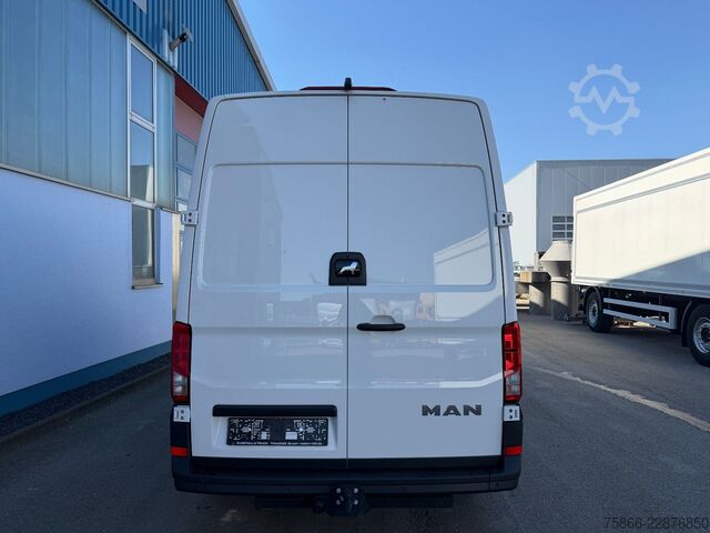Vans ar augstu jumtu MAN 3.180 TGE 4x4 Neuwagen 7Sitzer 5 Jahre Garantie