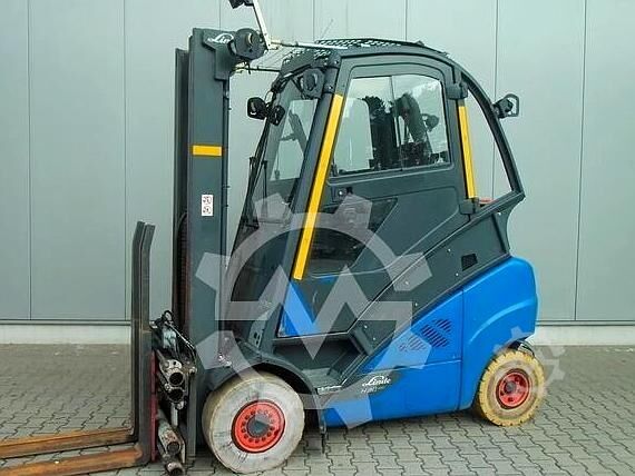 LPG targoncák LINDE H 30 T -02