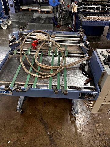 Máquina de dobragem Herzog+Heymann Falzmaschine 3x M7.35 + SBAP-46-ME Bickel SGU + MBO R700 + MBO SAP 66-ME + Polar L-1000-W-3
