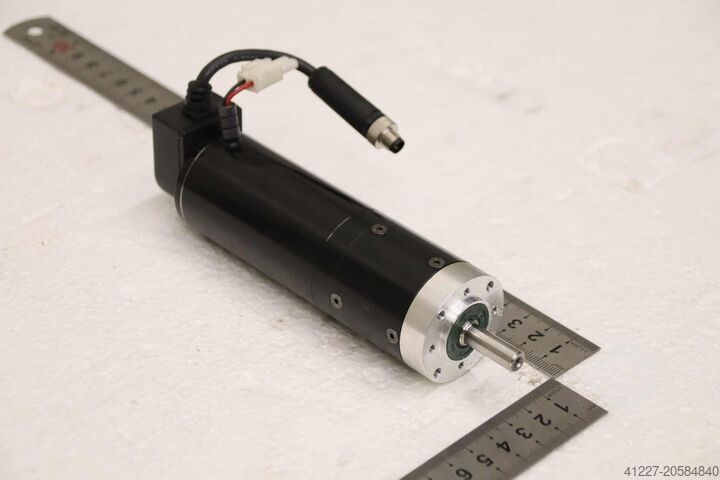 Servo geared motor 0.8 kW 92.7 rpm Nucleus NuDC42I25R1000