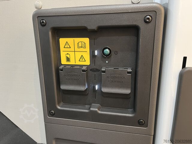 Skåpbil Ford E-Transit 350 L3H2 Trend 68 kWh 184 PK / 100% E...