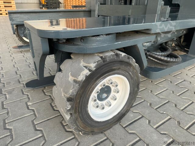 τετραπλής κατεύθυνσης περονοφόρο όχημα Combilift C4000 / Diesel / Very good condition