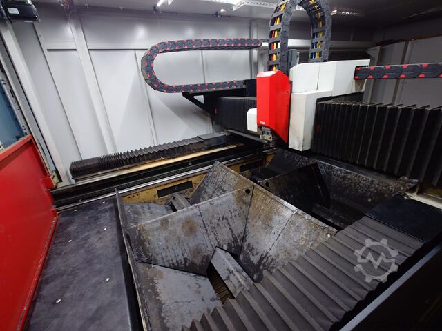 Machine de découpe laser DURMA HD-F 3015 BH