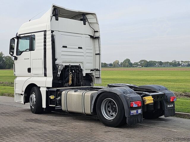 标准-SZM M.A.N. 18.460 TGX XLX MANUAL