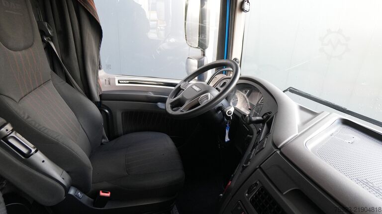 Standartinis-SZM DAF XF 480 SSC tractor unit