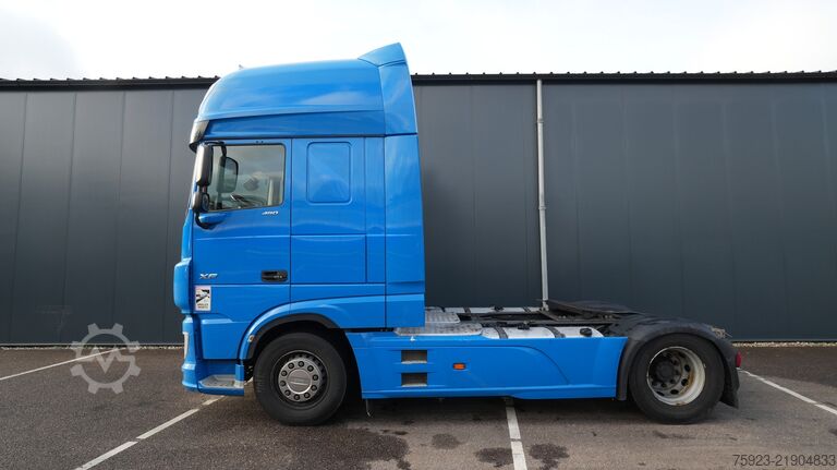 Standartinis-SZM DAF XF 480 SSC tractor unit