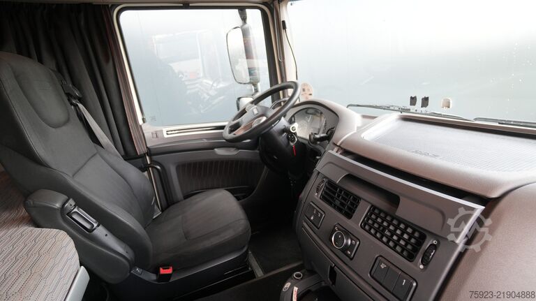 Padrão-SZM DAF XF 480 SSC tractor unit