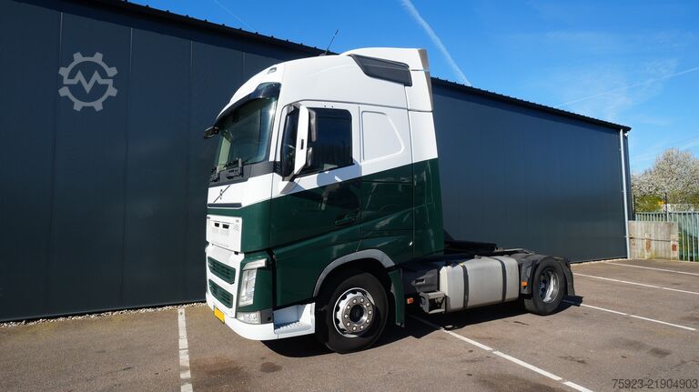 Standardni SZM Volvo FH 420 tractor unit