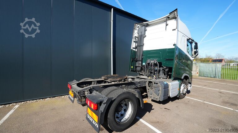Standardni SZM Volvo FH 420 tractor unit