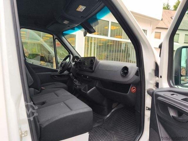 Furgon z wysokim dachem MERCEDES-BENZ Sprinter III Kasten RWD 316 CDI RWD