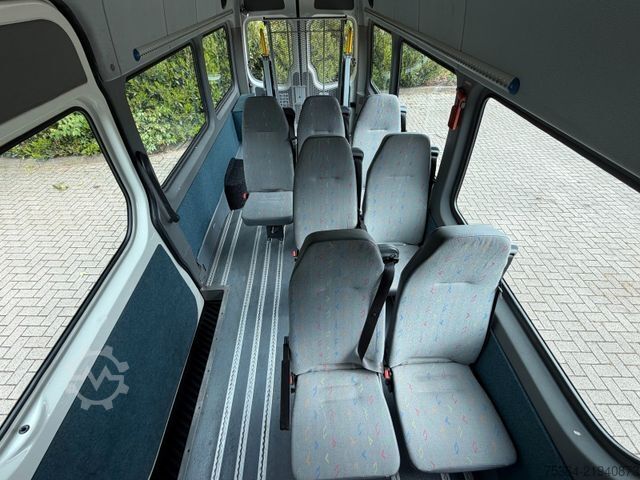 Минибус VOLKSWAGEN Crafter 2.5 Tdi Maxi 9Sitze Schiebetür Klima Pdc